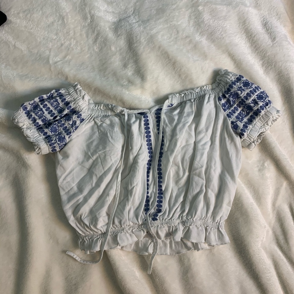 Crop top